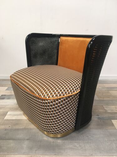 Fauteuil en bois cannage et velours