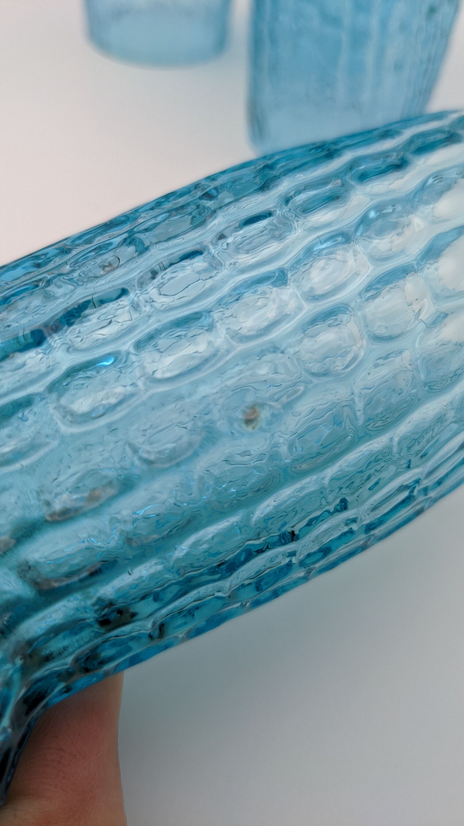 lot 4 glasses to orangeade vintage blues