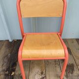 Chaise Ancienne Écolier Maternelle Tube Métal Rose & Bois 70’s Vintage