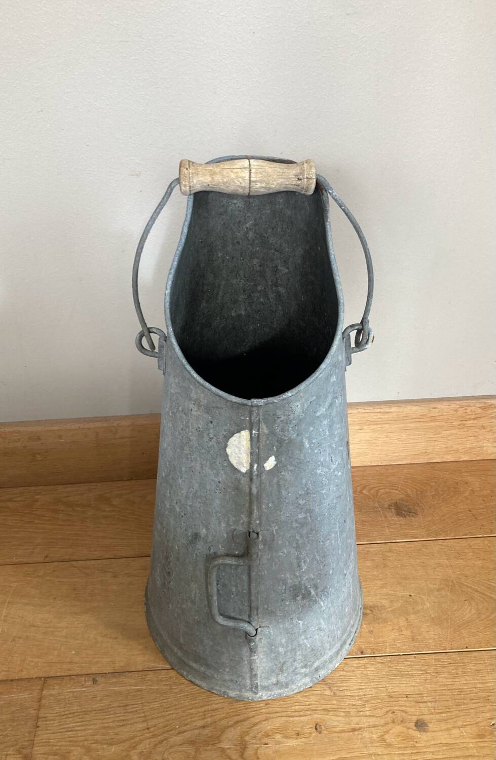 Porte parapluies en métal galvanisé époque début XXe