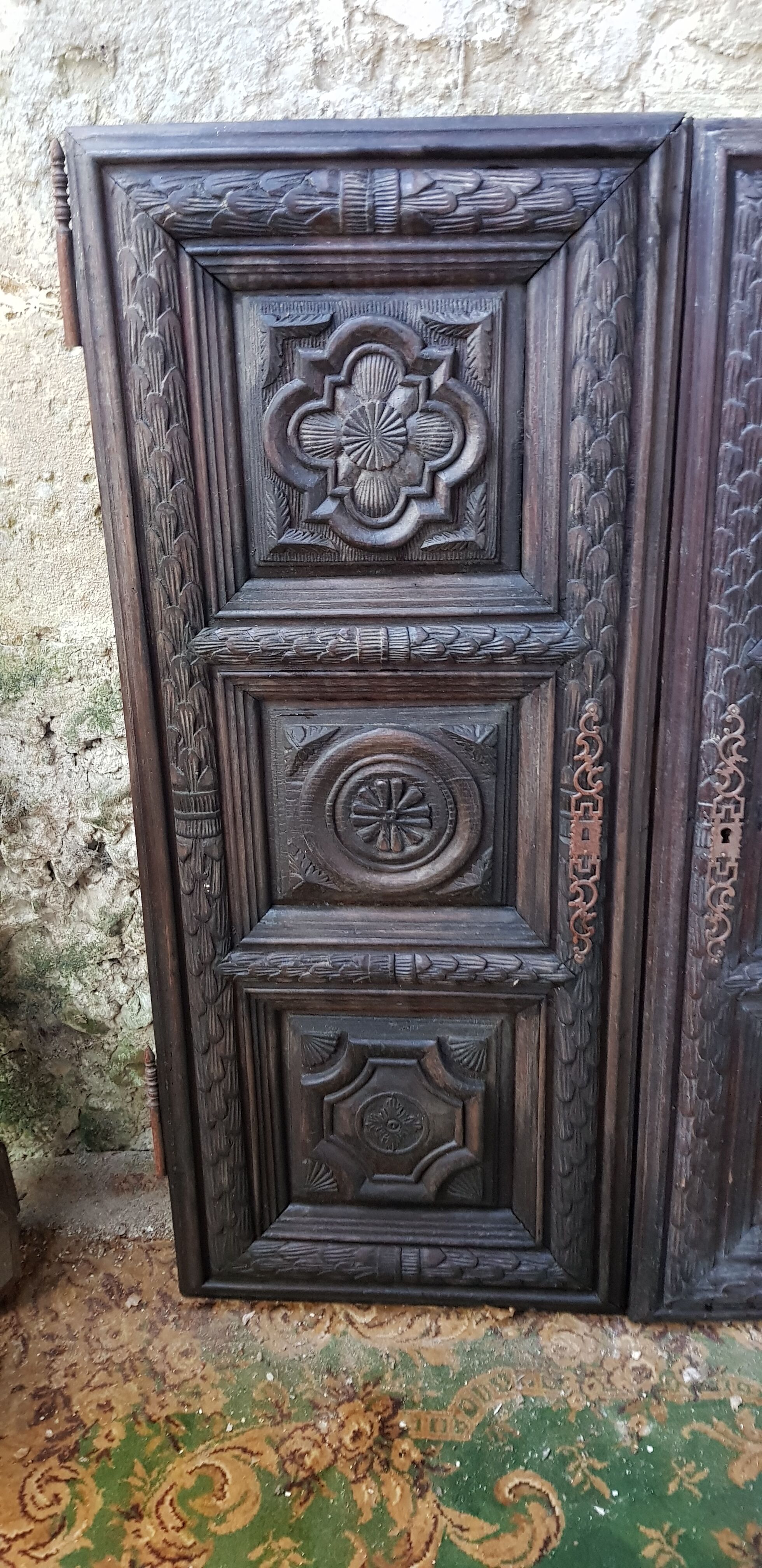 Sculpted doors pair
