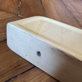 Etagère murale de salle de bain en faïence ancienne