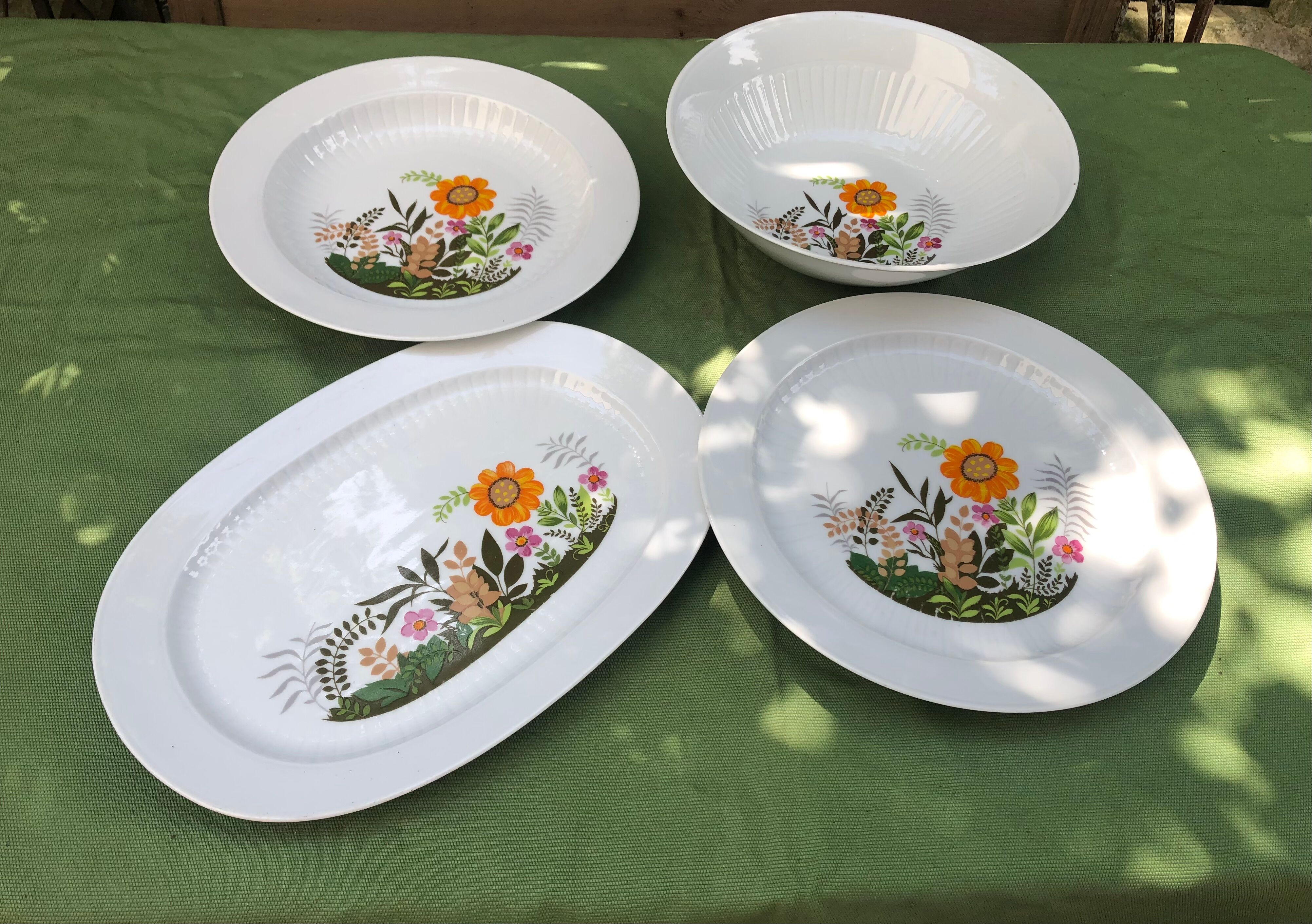 Saladier et 3 plats porcelaine Winterling Bavaria vintage