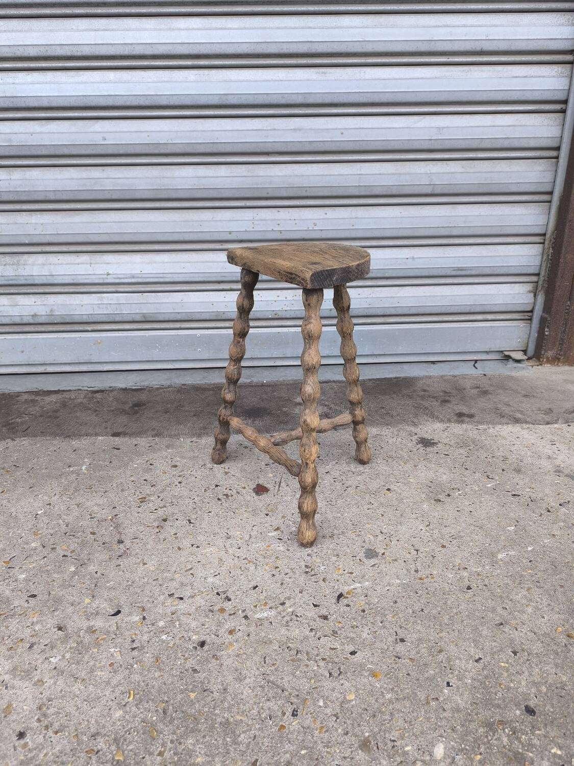 Tripod stool