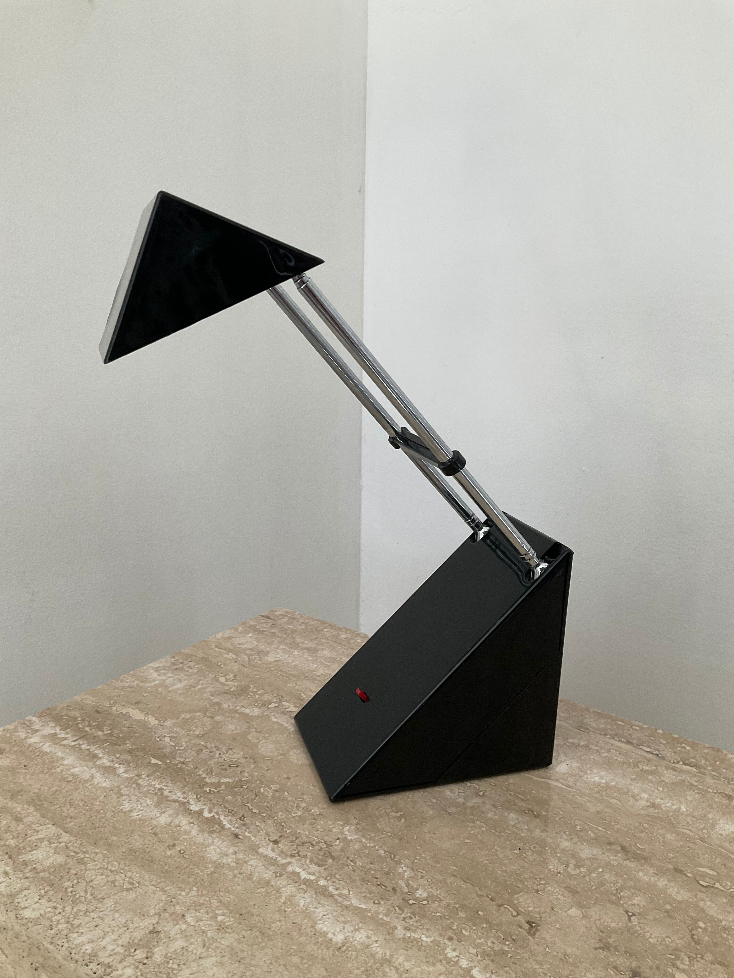 Vintage telescopic articulated lamp