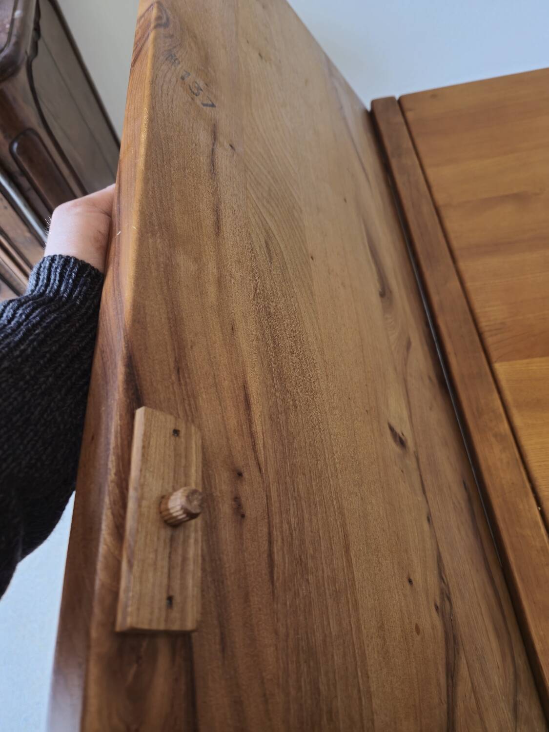 Dining room set table and 6 chairs Maison Regain in Elm