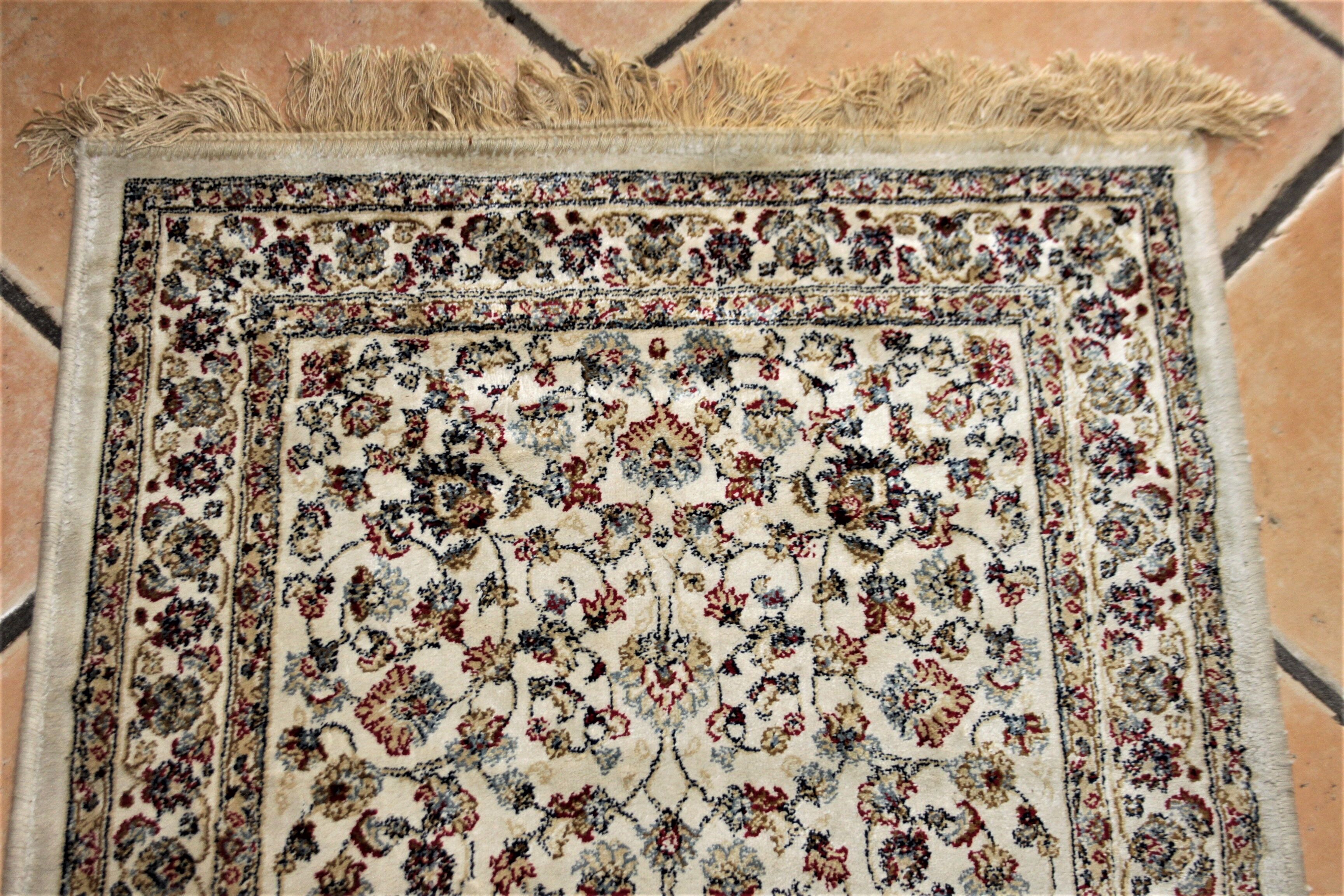Old Kashmir rug. silk. 150 x 68 cm.