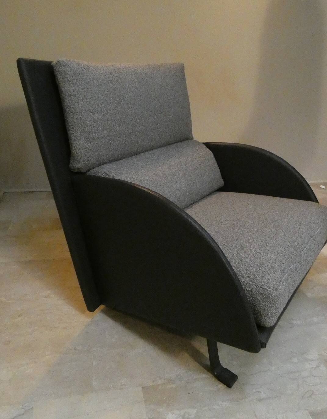 Postmodern armchair attributed to Paolo Nava for Flexform, Italy 1985.