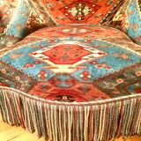 Fauteuil crapaud kilim ancien