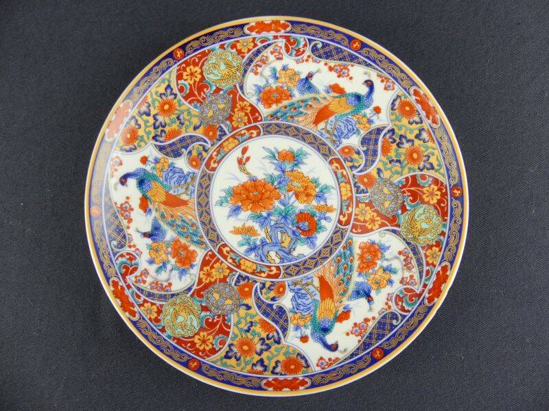 Pair of vintage Taous porcelain dessert plates, Morocco