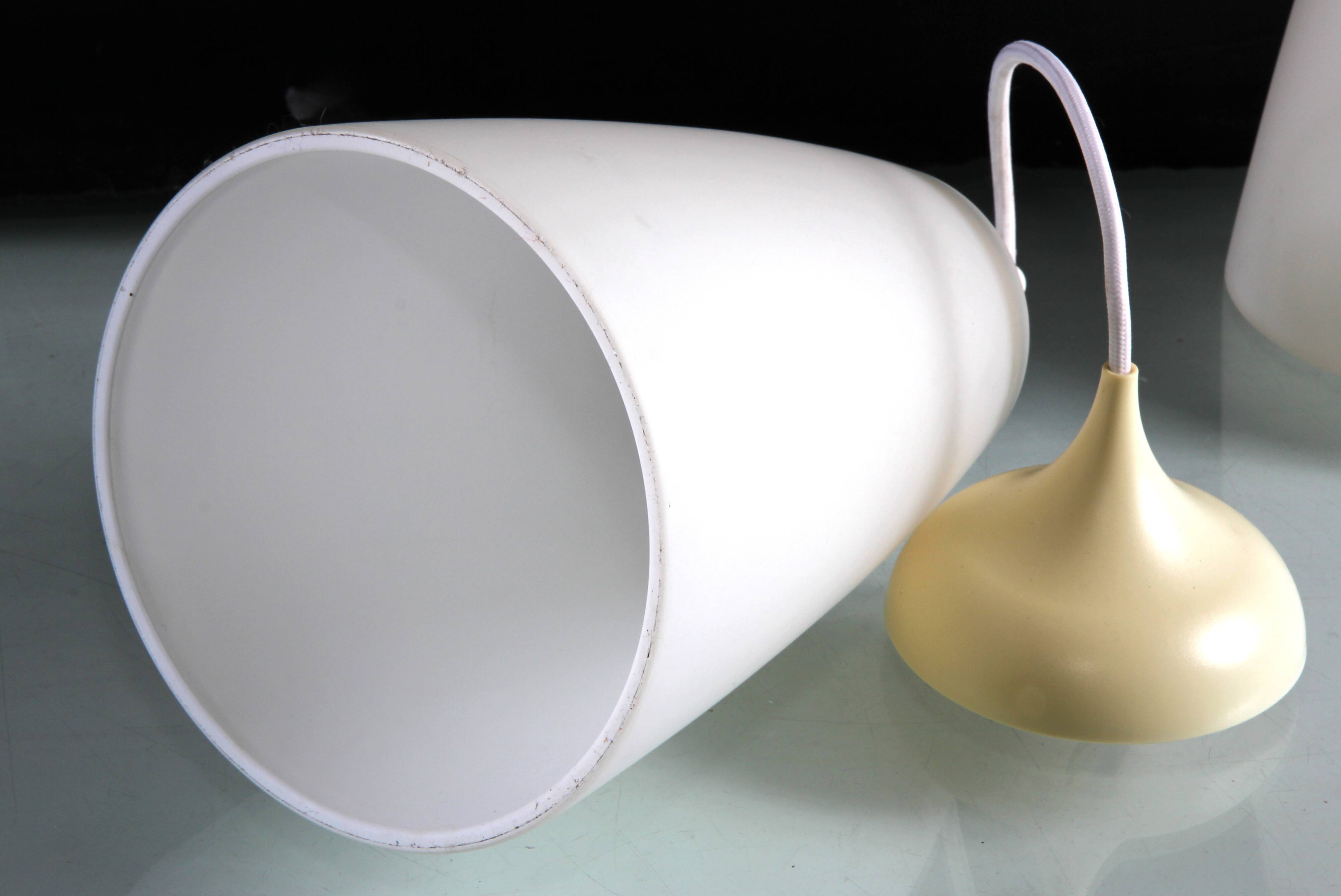 Suspensions Opaline , lot de quatre