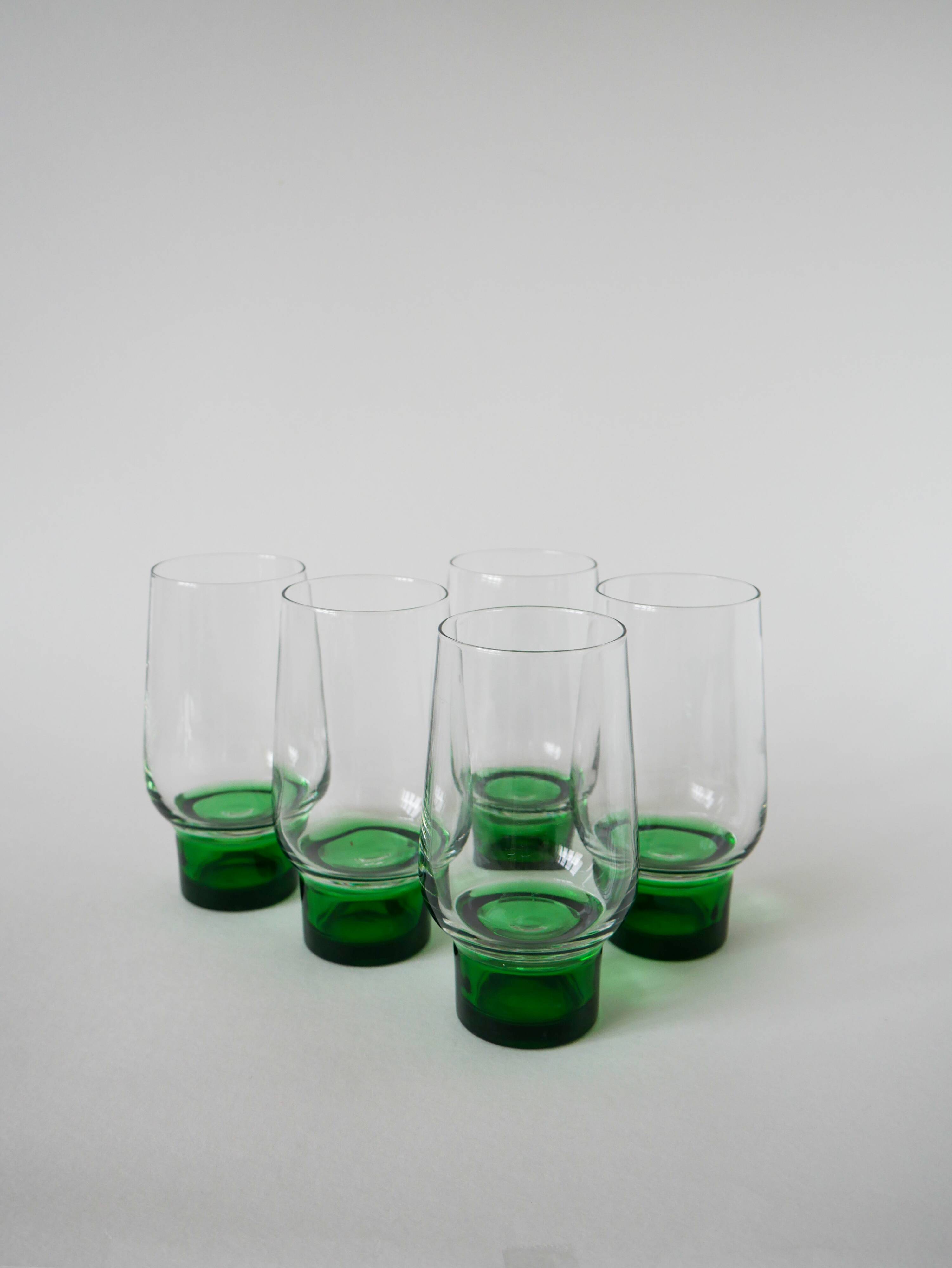 Set of 5 Long Drink Design glasses with green legs, 1970