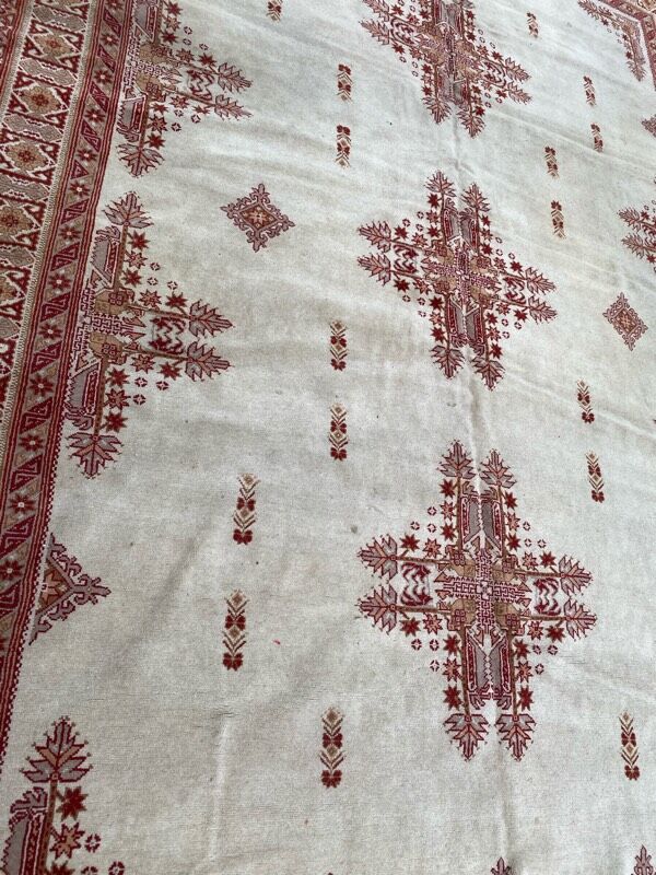 Tunisian vintage carpet 205x290 cm