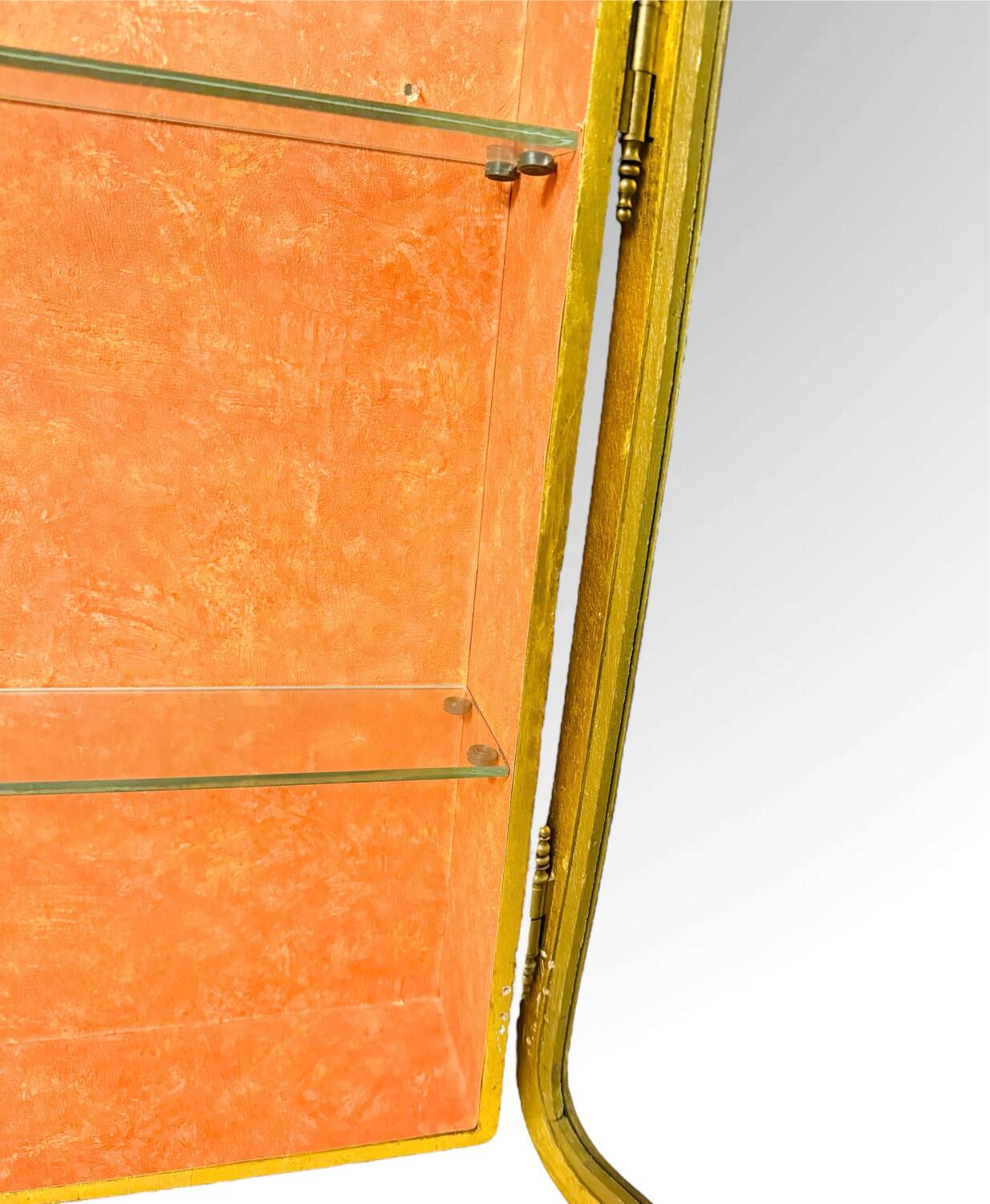 Vitrine murale de style Louis XV Rocaille Bois doré