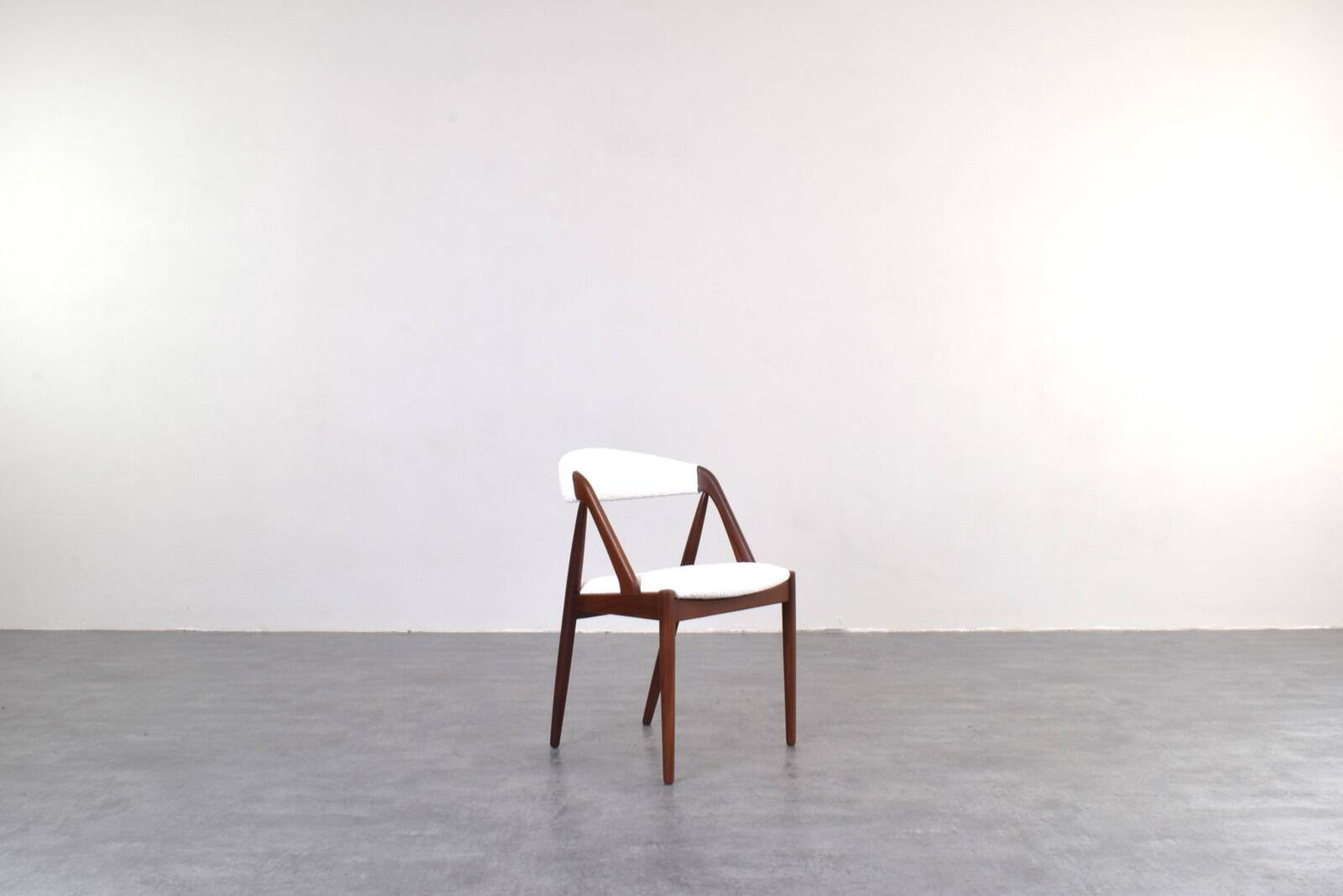 Teak & Boucle Chairs Model 31 by Kai Kristiansen for Schou Andersen, 1960s,