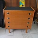 Chest of drawers 60 feet spindle