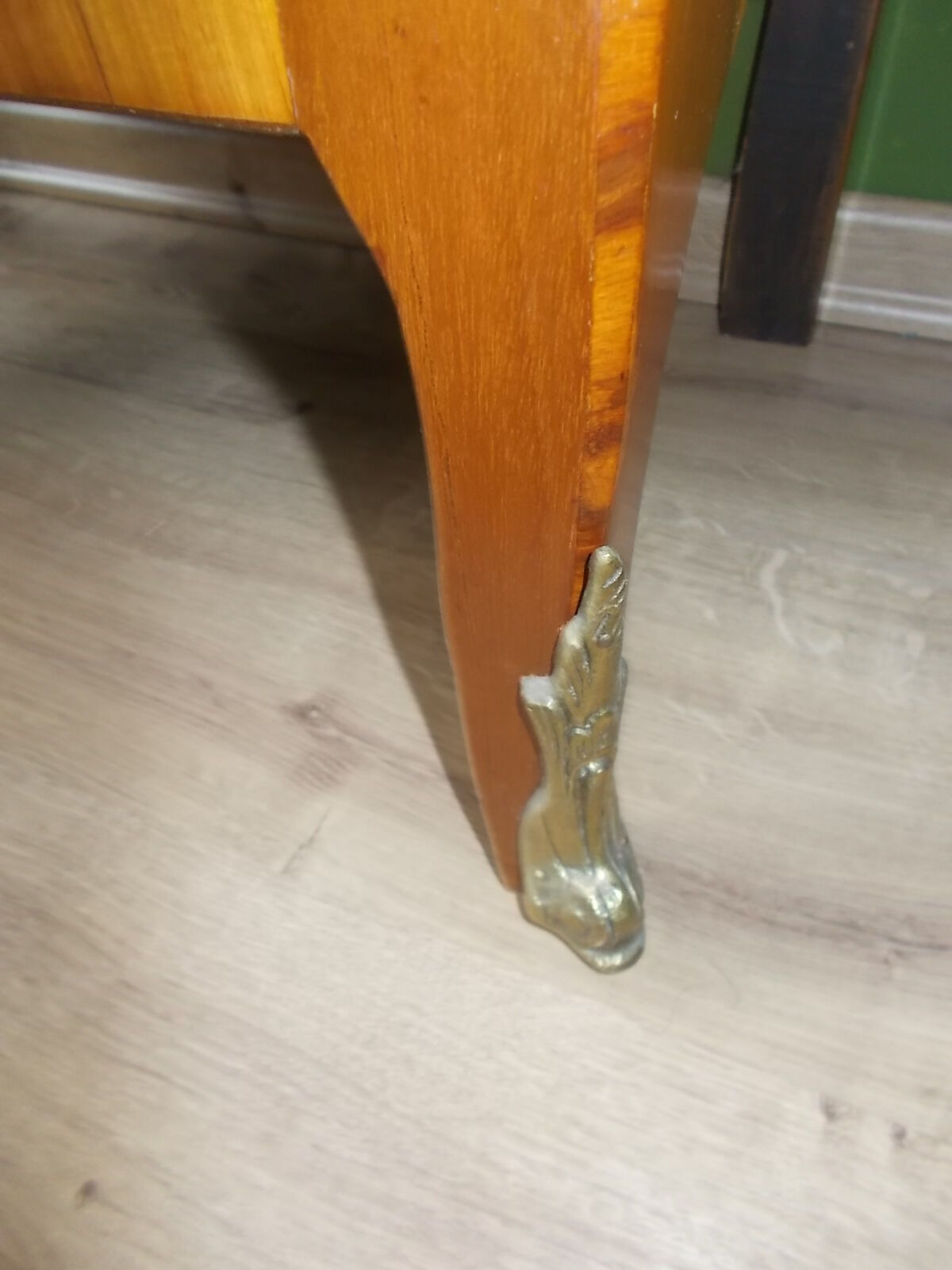 Louis XV style marquetry chest of drawers