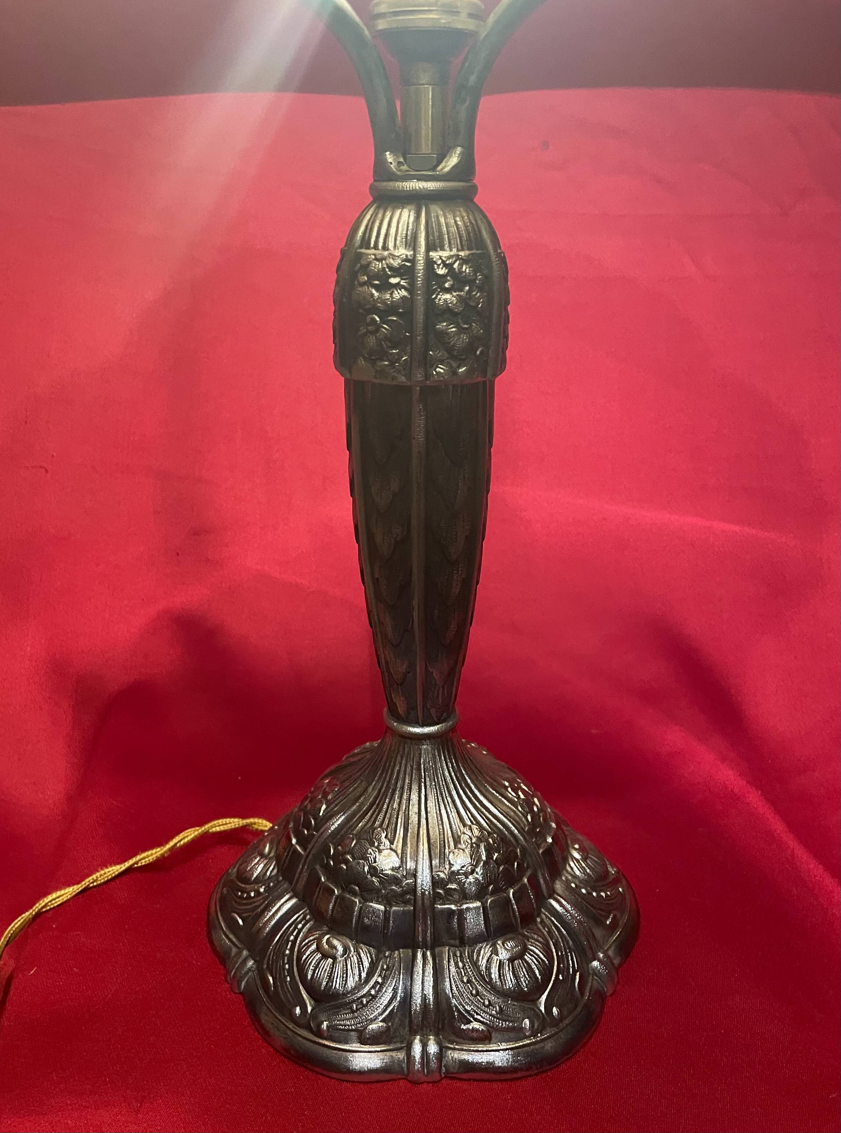 Vintage Art Nouveau lamp signed "Degué", from the 1920s