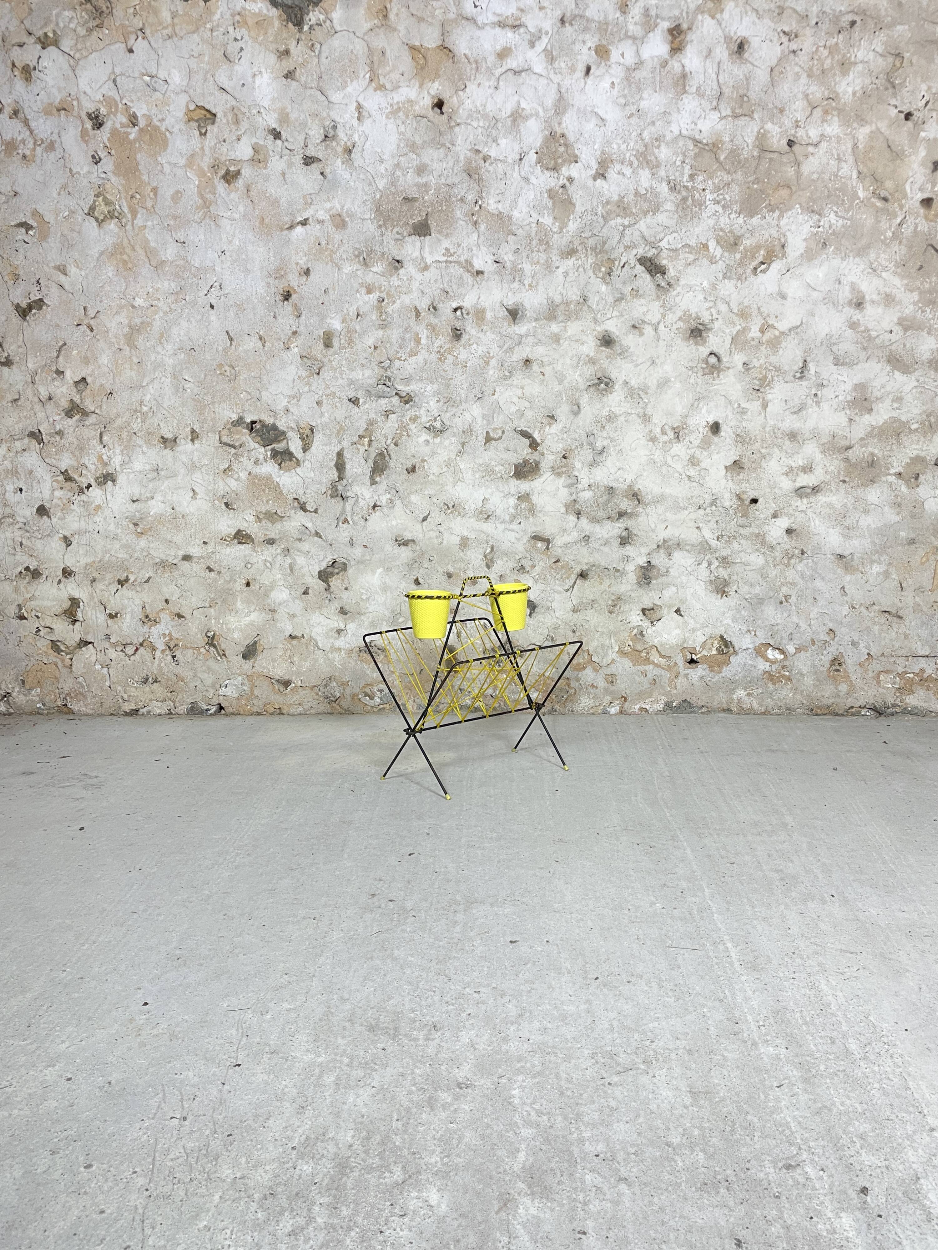 Review and plant holder 60