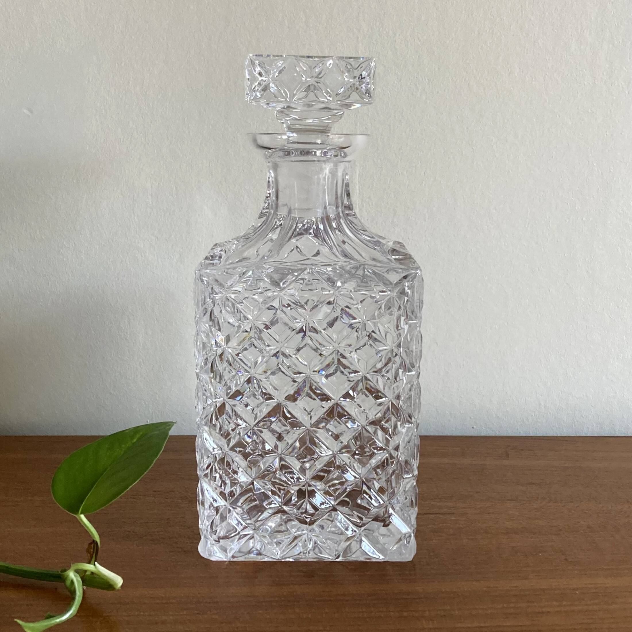 Whiskey decanter in cut crystal vintage tableware glass ACC-7065