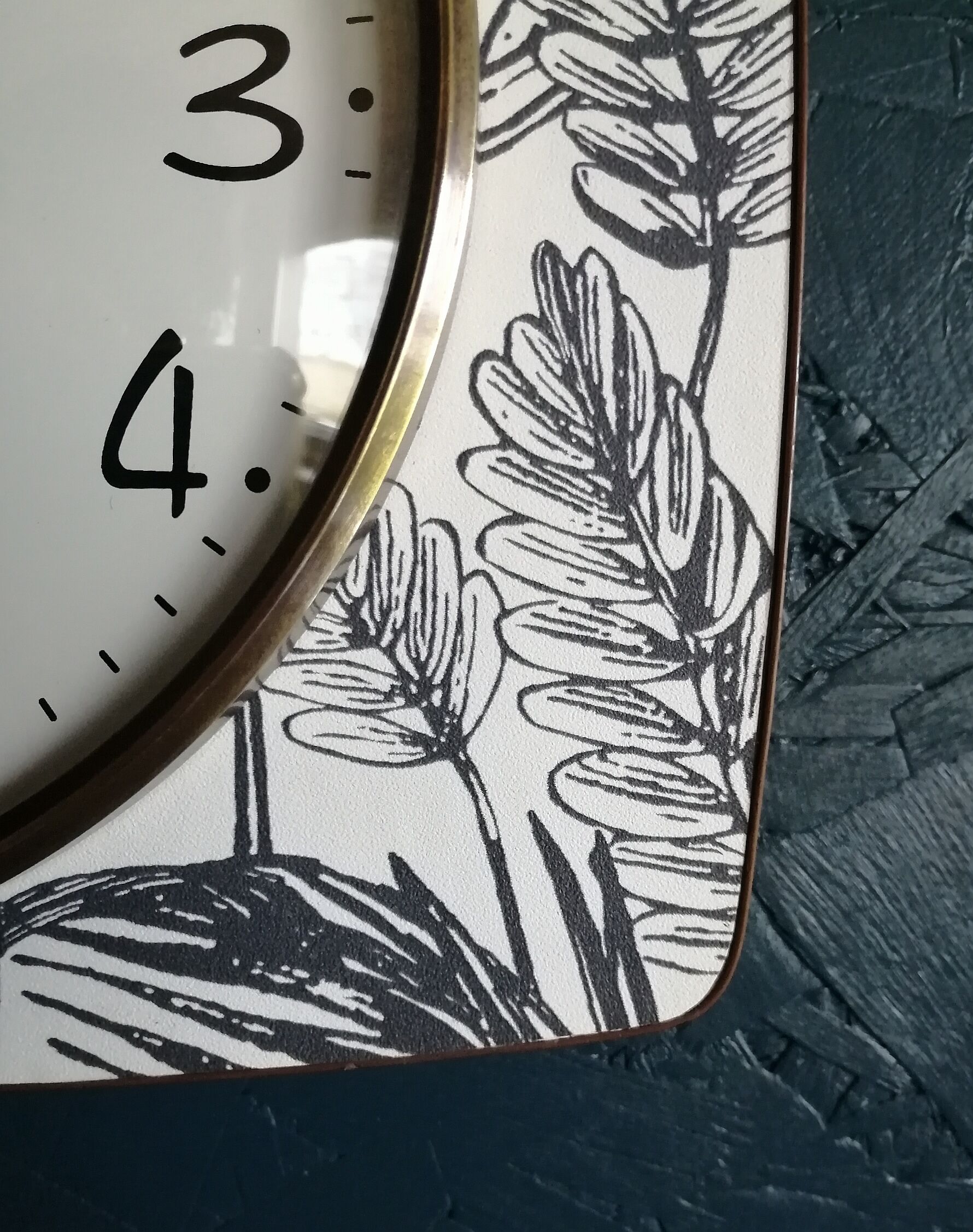 Vintage silent wall clock "Jaz Spring"