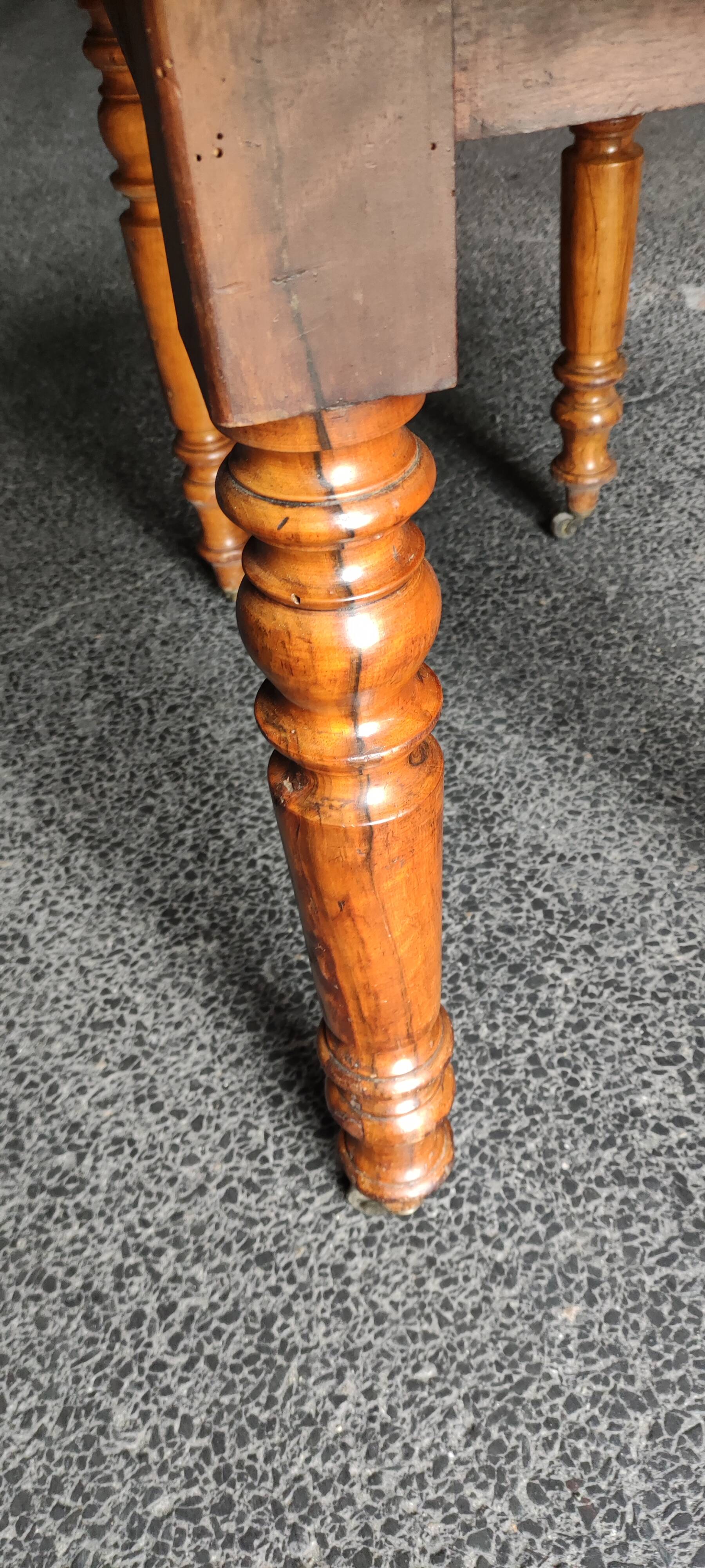 Louis Philippe table, 3 extensions, walnut tray