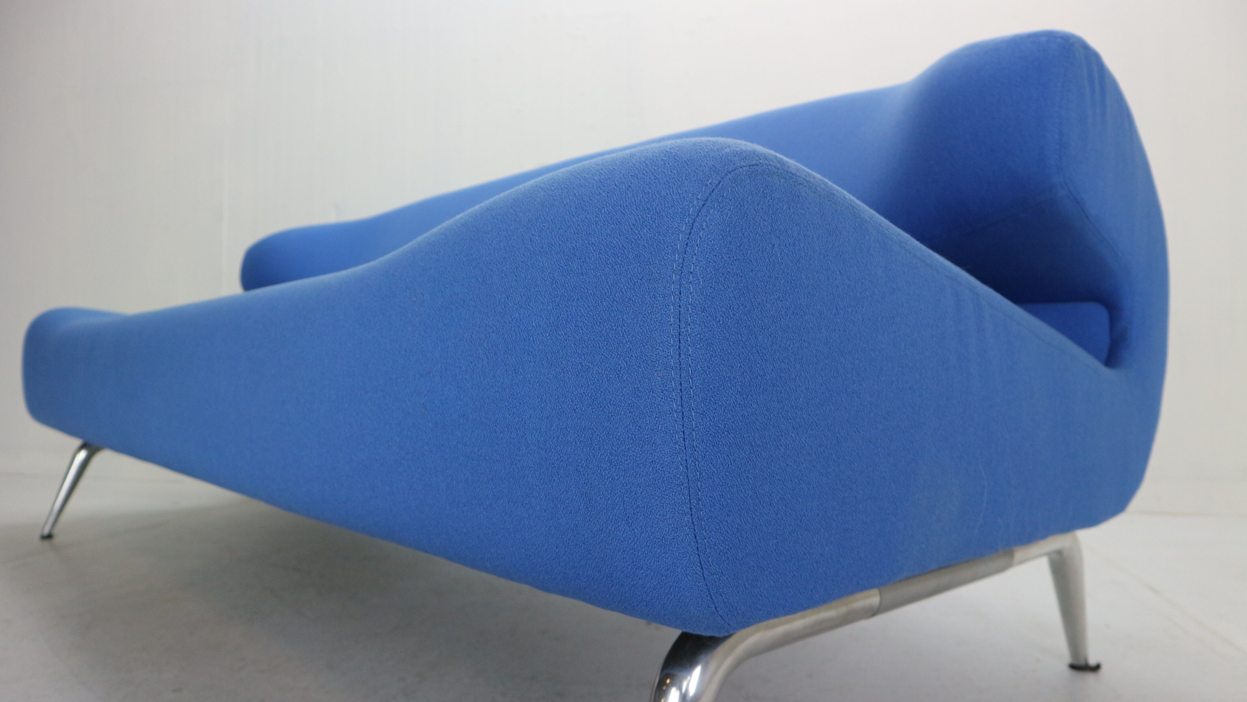 Michiel Van Der Kley C-725 Bird sofa for Artifort
