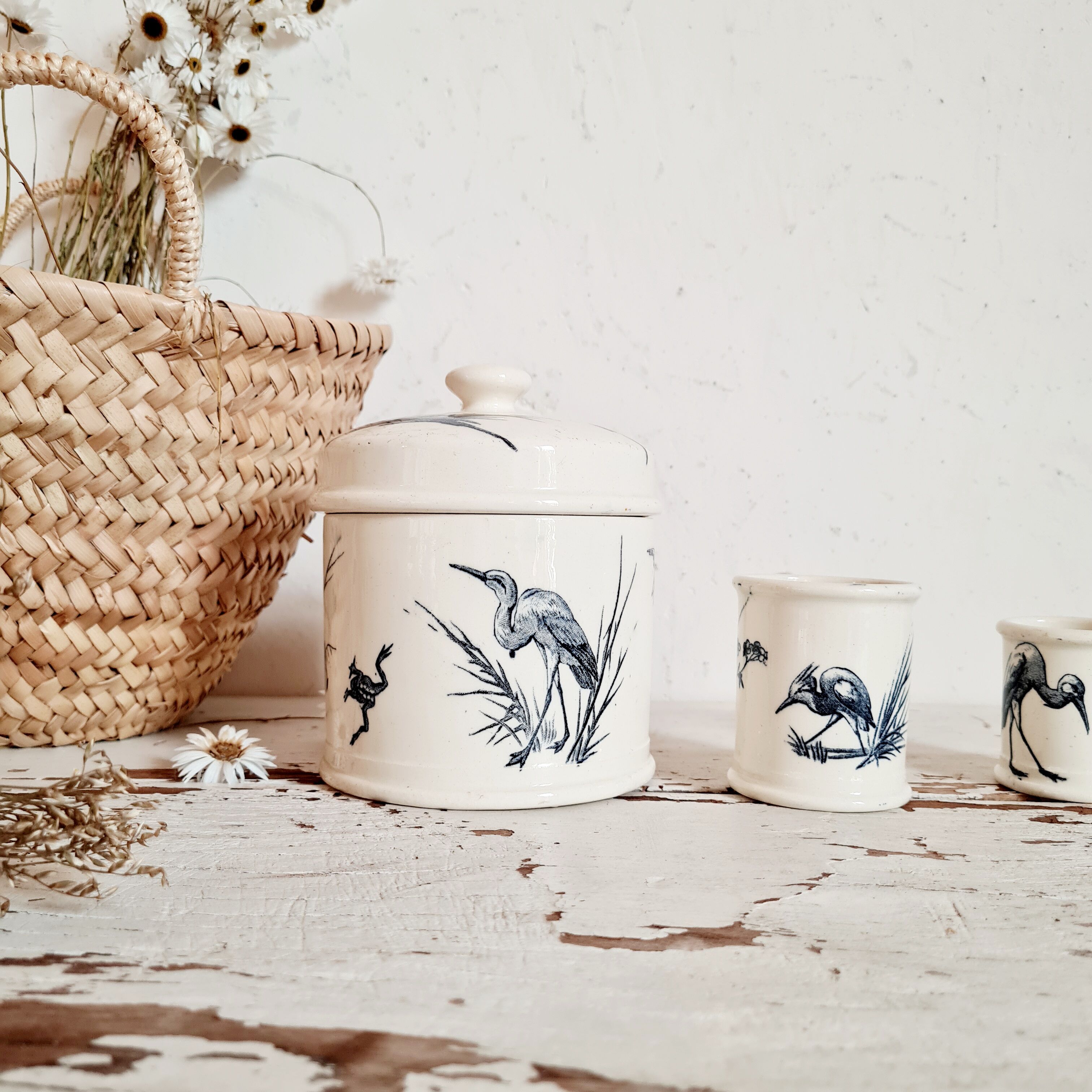 Série de 3 pots en porcelaine
