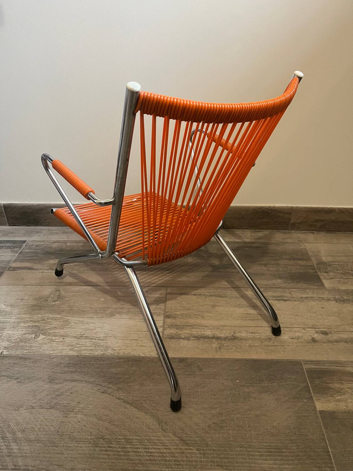 Scoubidou children's armchair