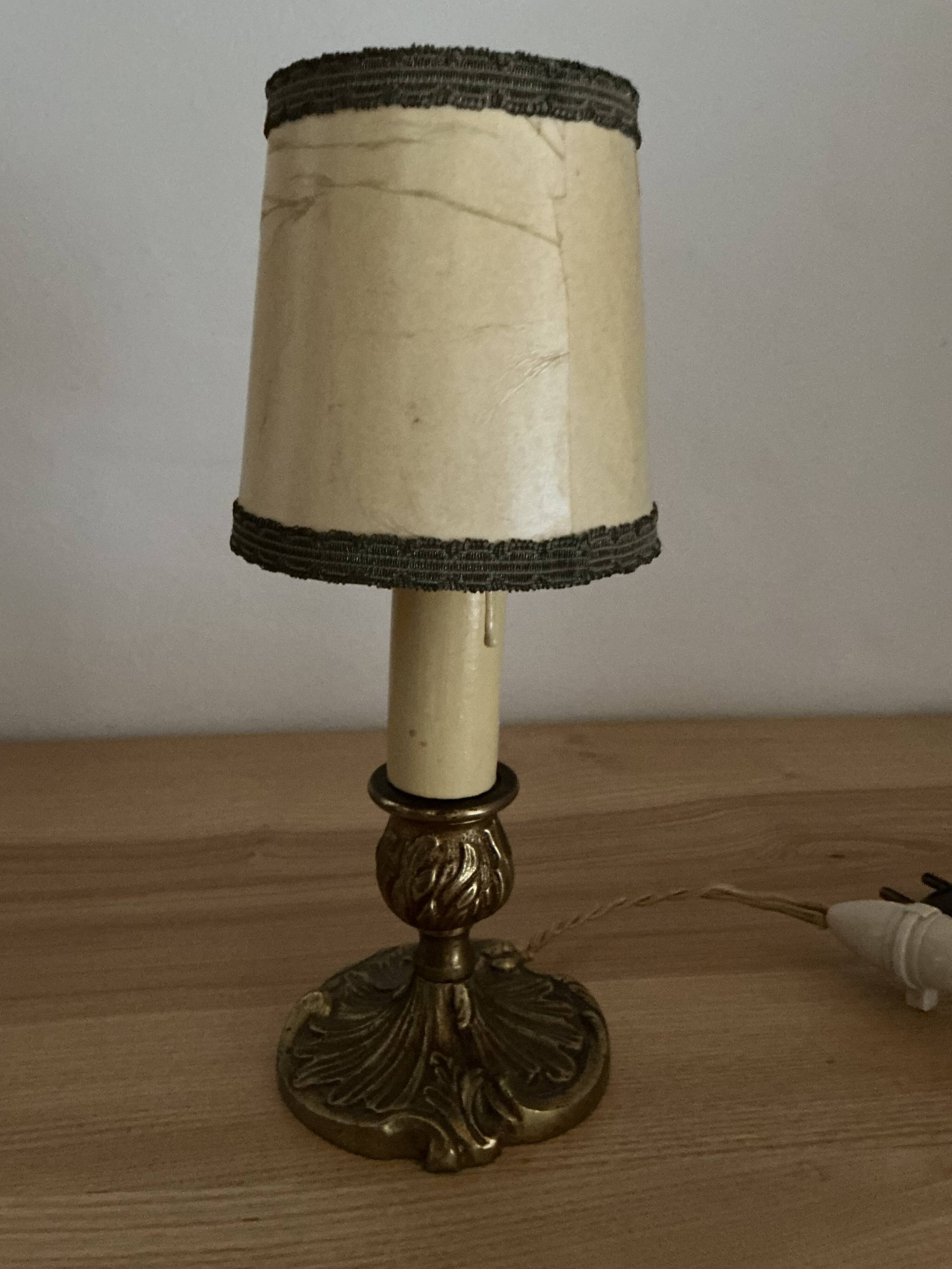 22cm bedside lamp