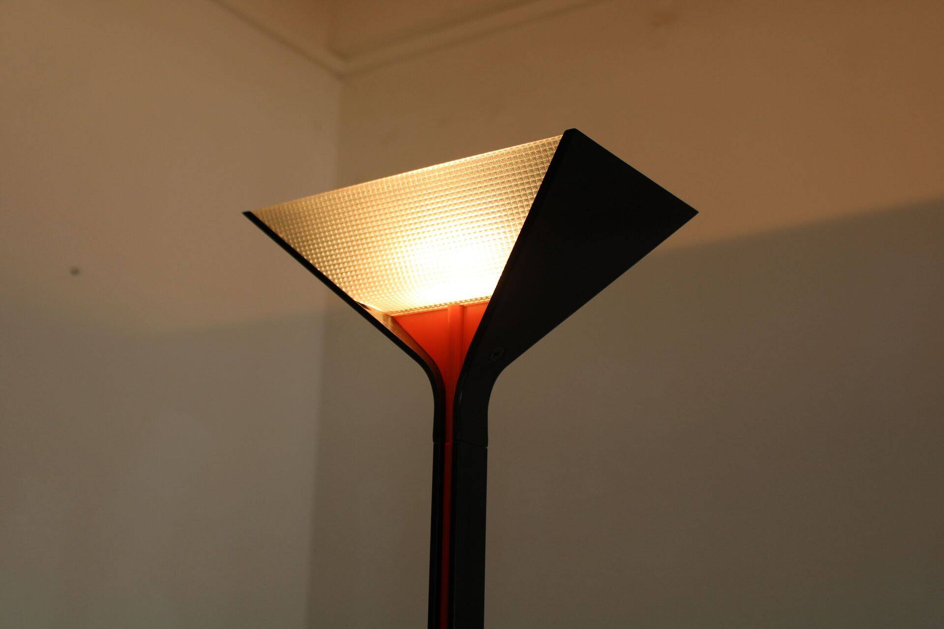Tobia scarpa floor lamp (born in 1935), for flos