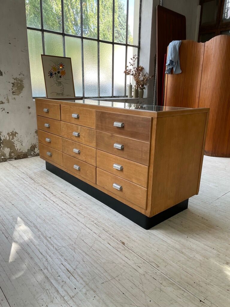 Glass trading post 50s