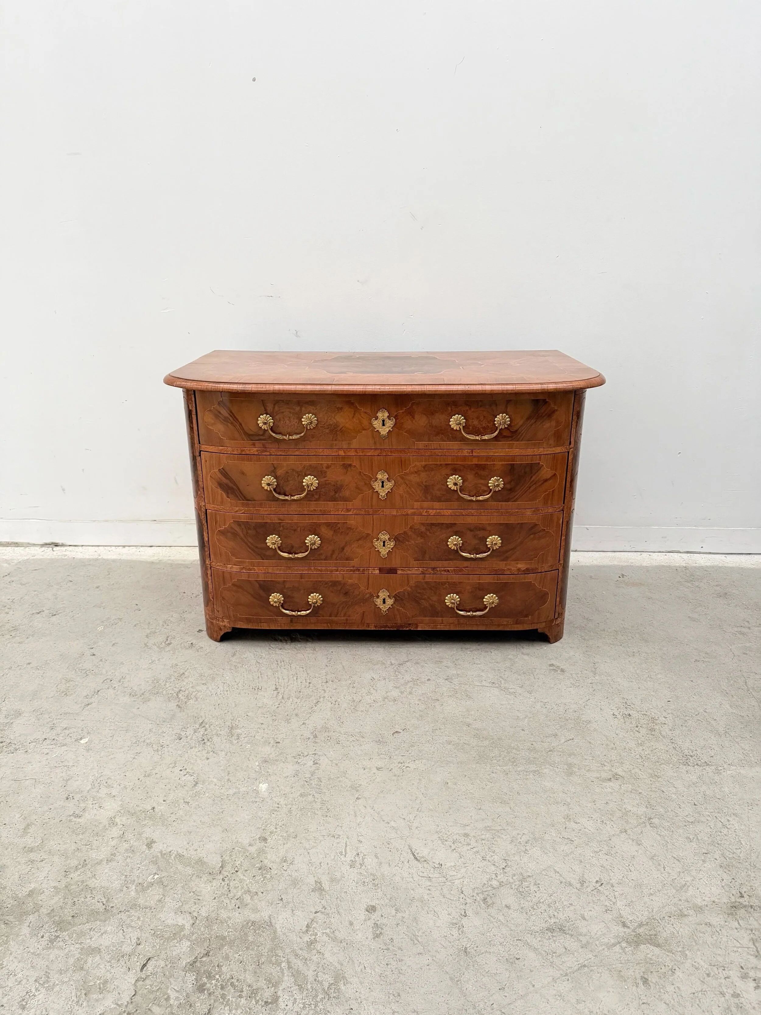 Marquetry commode from the Louis XIV period, early 18th century, Portugal.