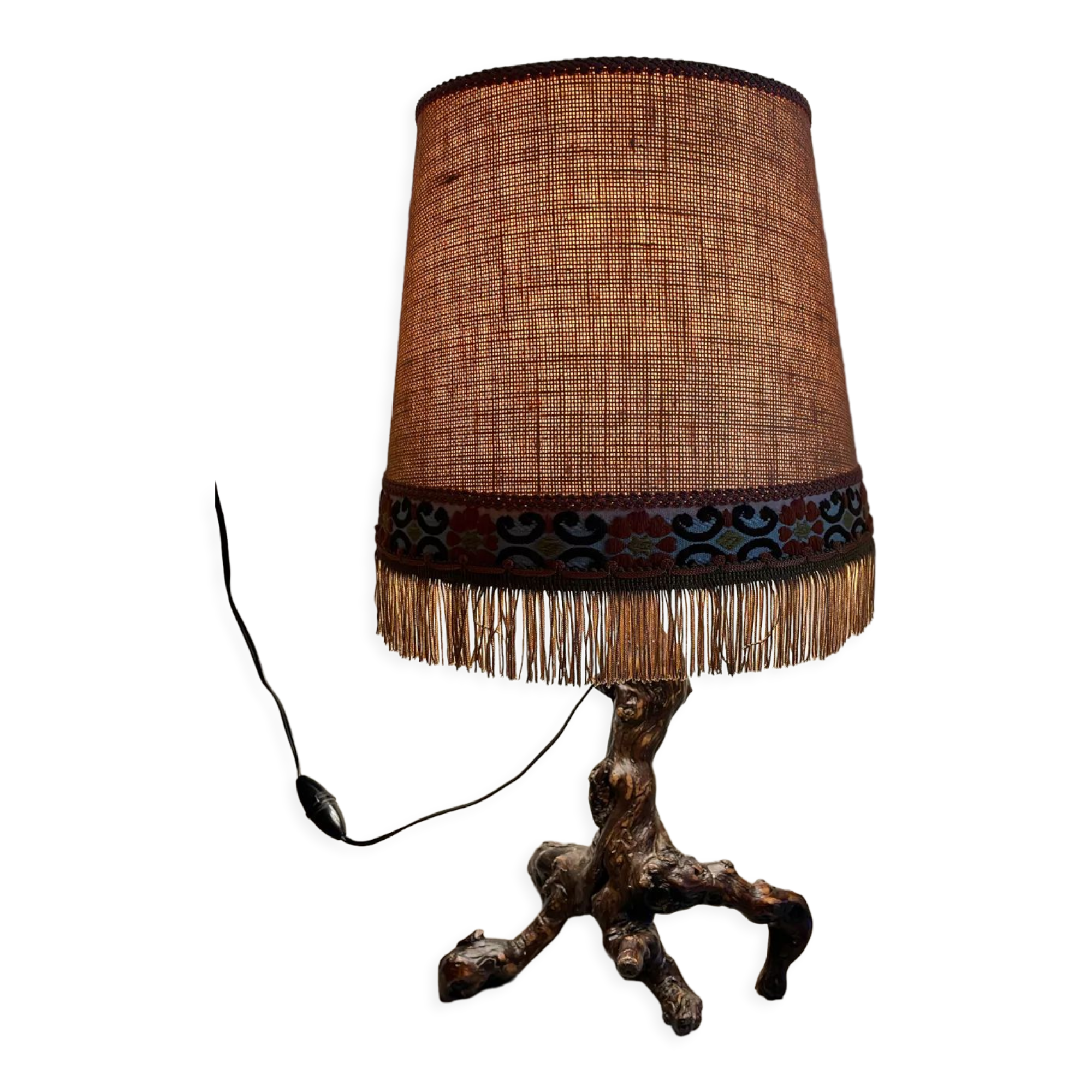 Lampe brutaliste pied de vigne