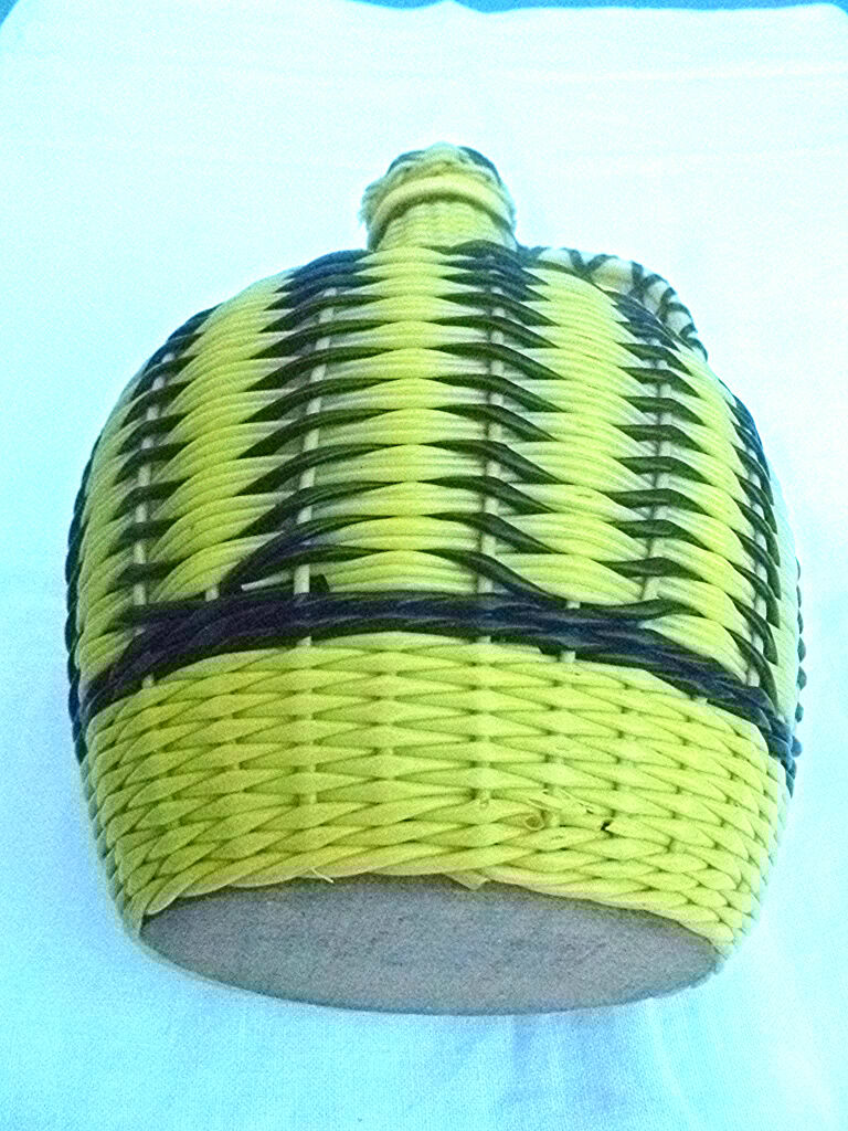 Bottle scoubidou viresa , vintage