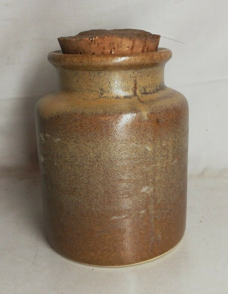 Sandstone pot