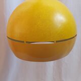 Yellow metal ball suspension