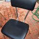 Table de cuisine formica et 4 chaises skaï