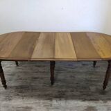 Old Flap farmhouse table with extensions