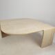 Table basse italienne travertin du milieu du siècle, années 1980