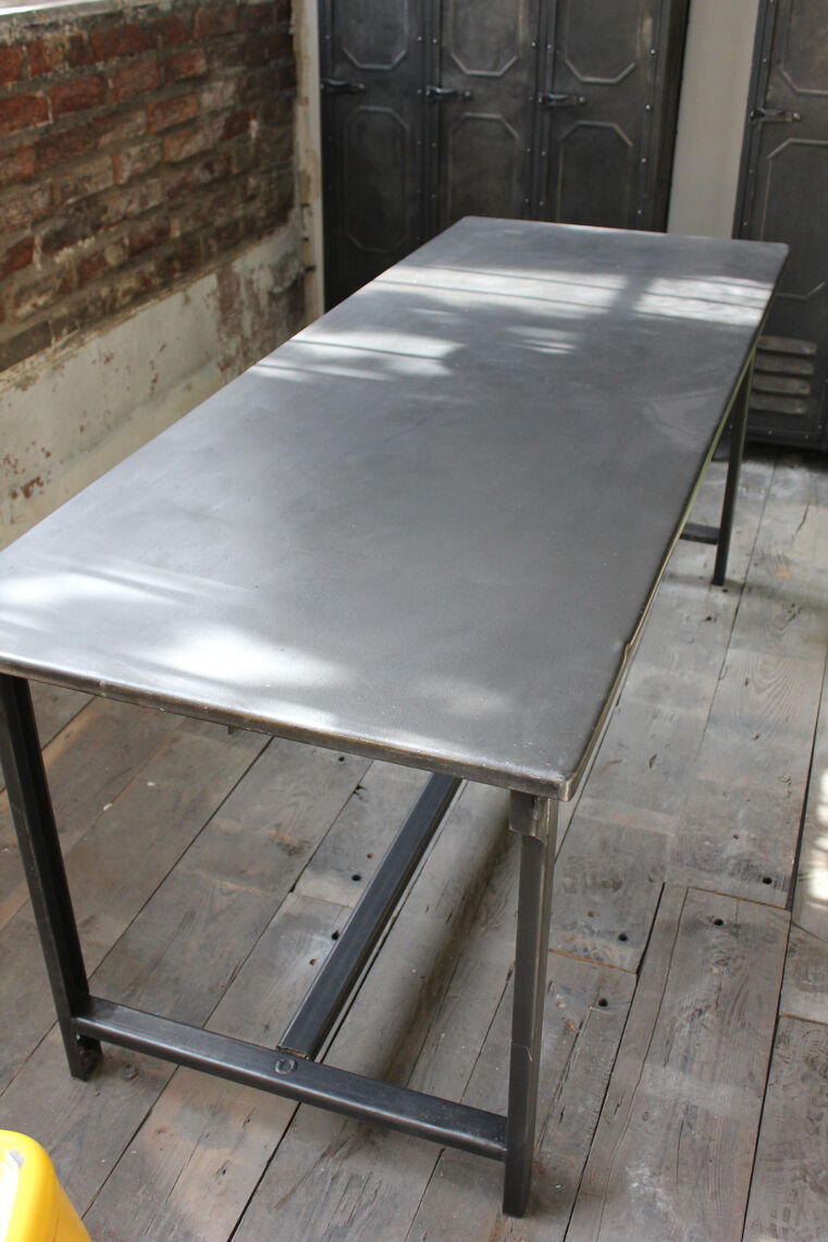 Industrial metal table of the 50s