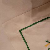 Nappe brodée