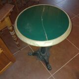 Pedestal table from the early 20th century