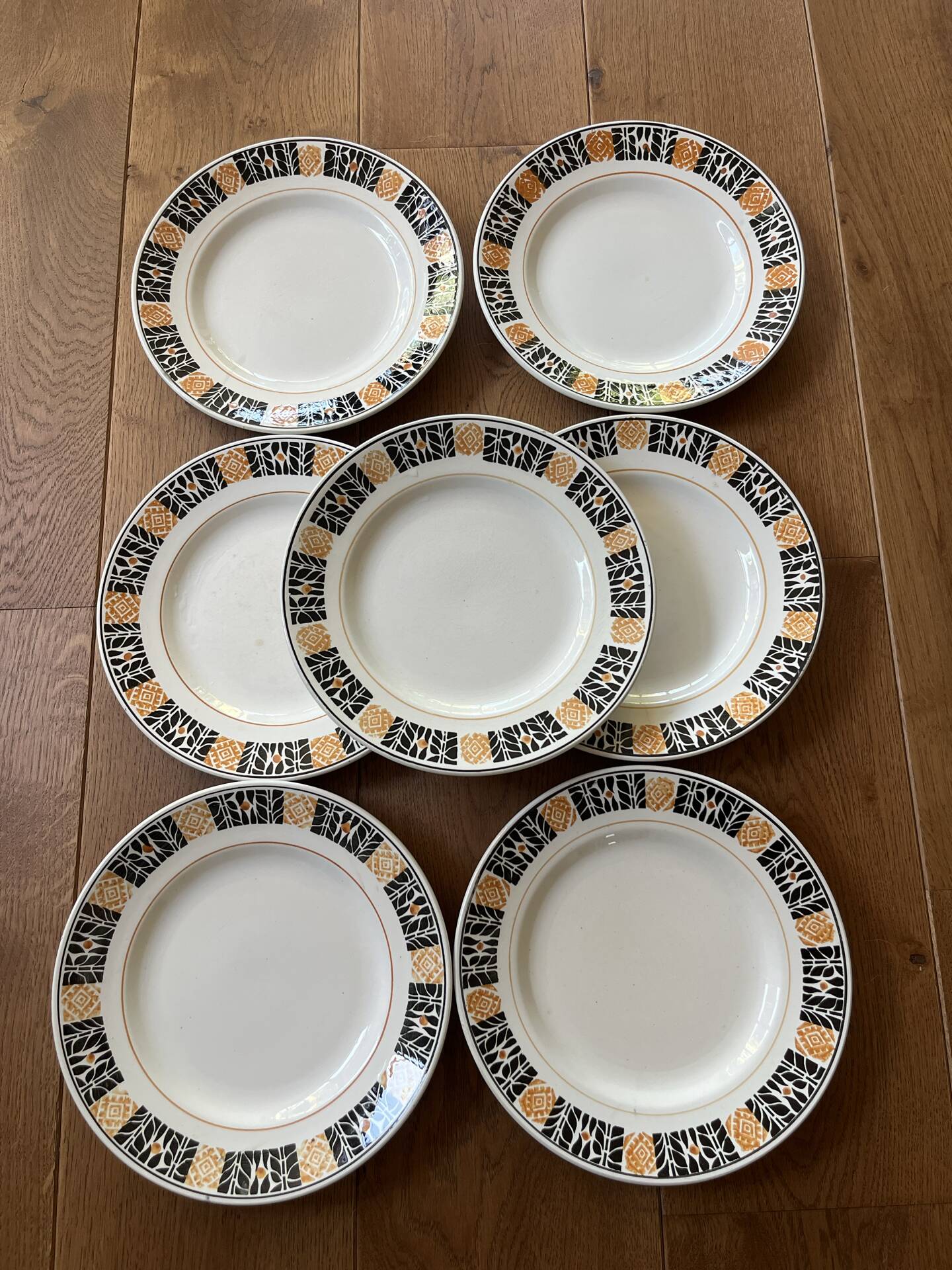 Saint Amand plates