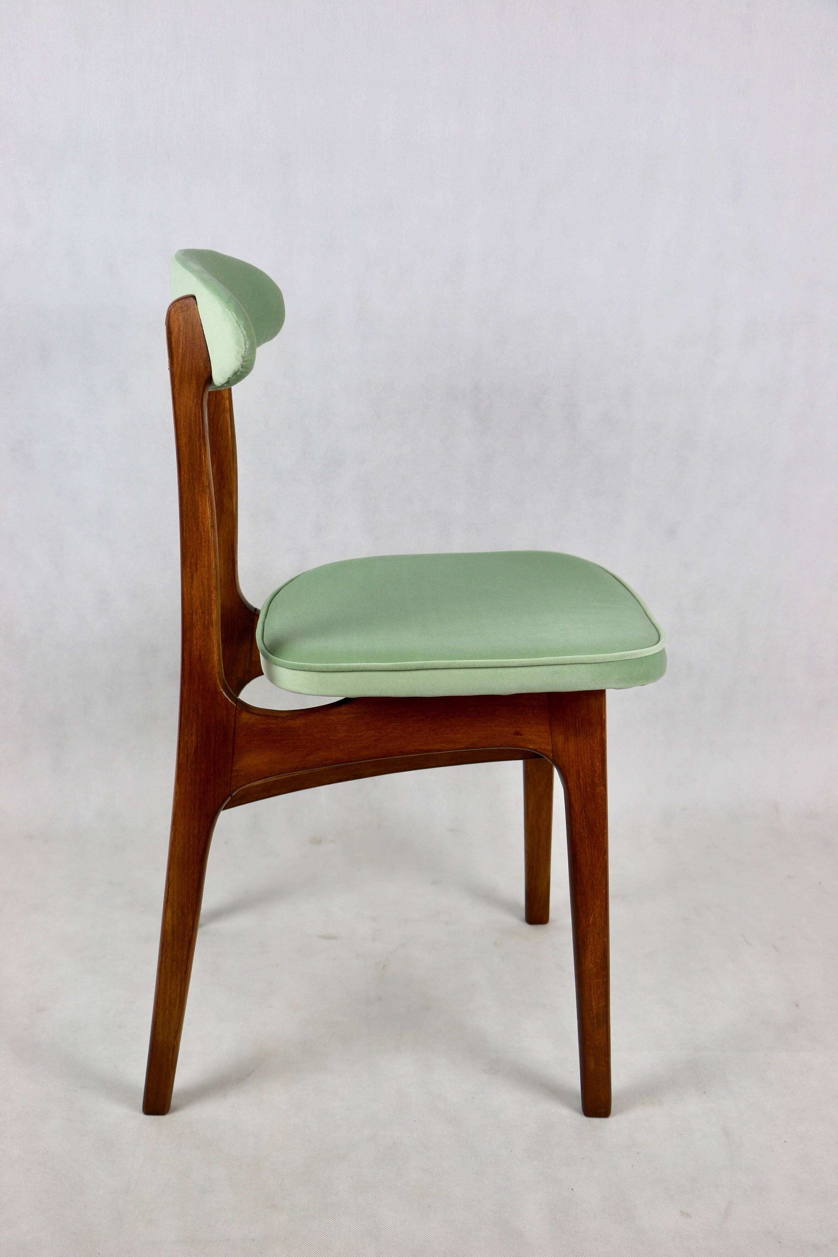 Chaises de salle à manger vert clair de Rajmund Halas, années 1970, ensemble de 2