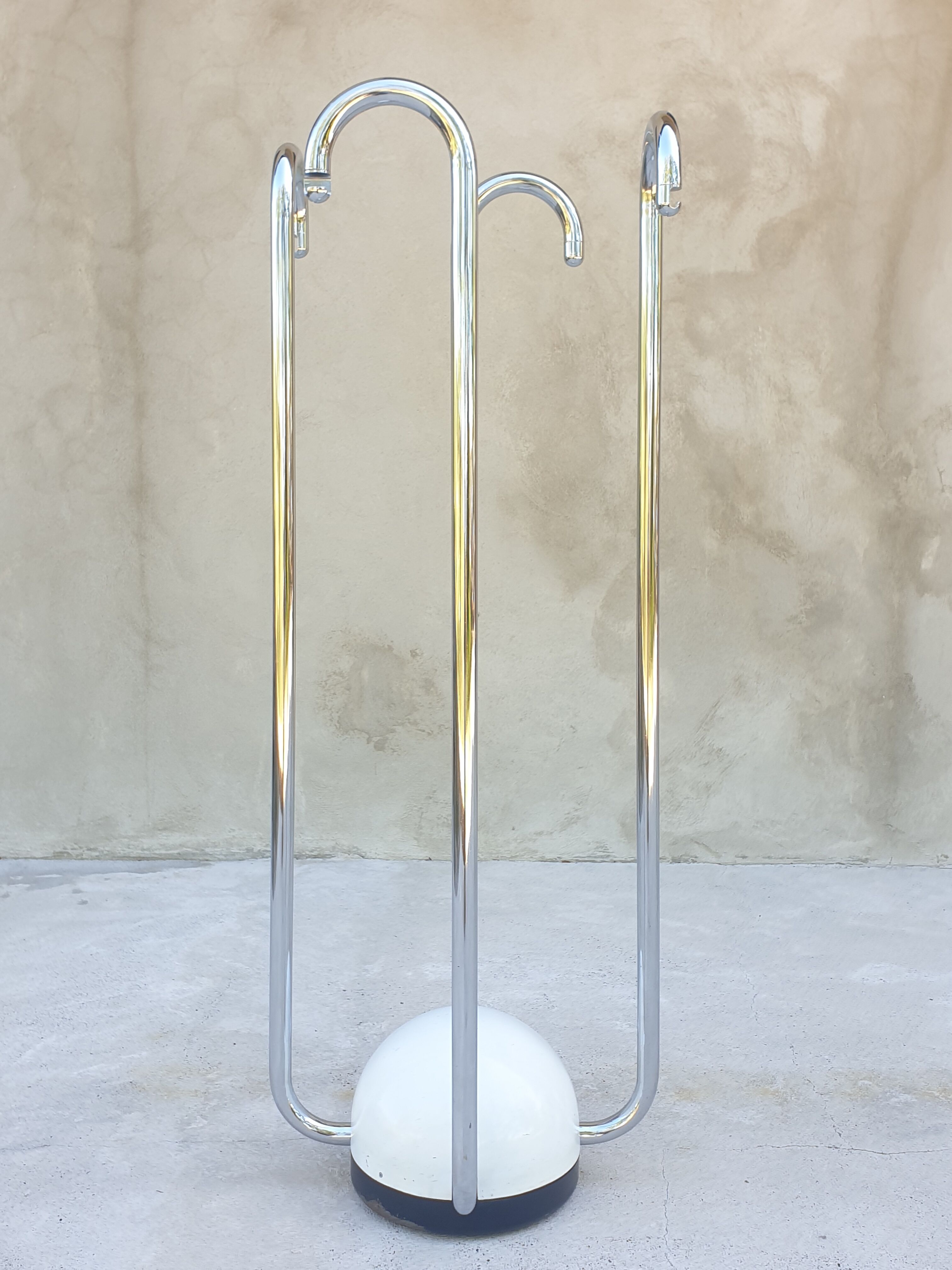 Clothes stand by Gianfranco Frattini for Bernini, 1963