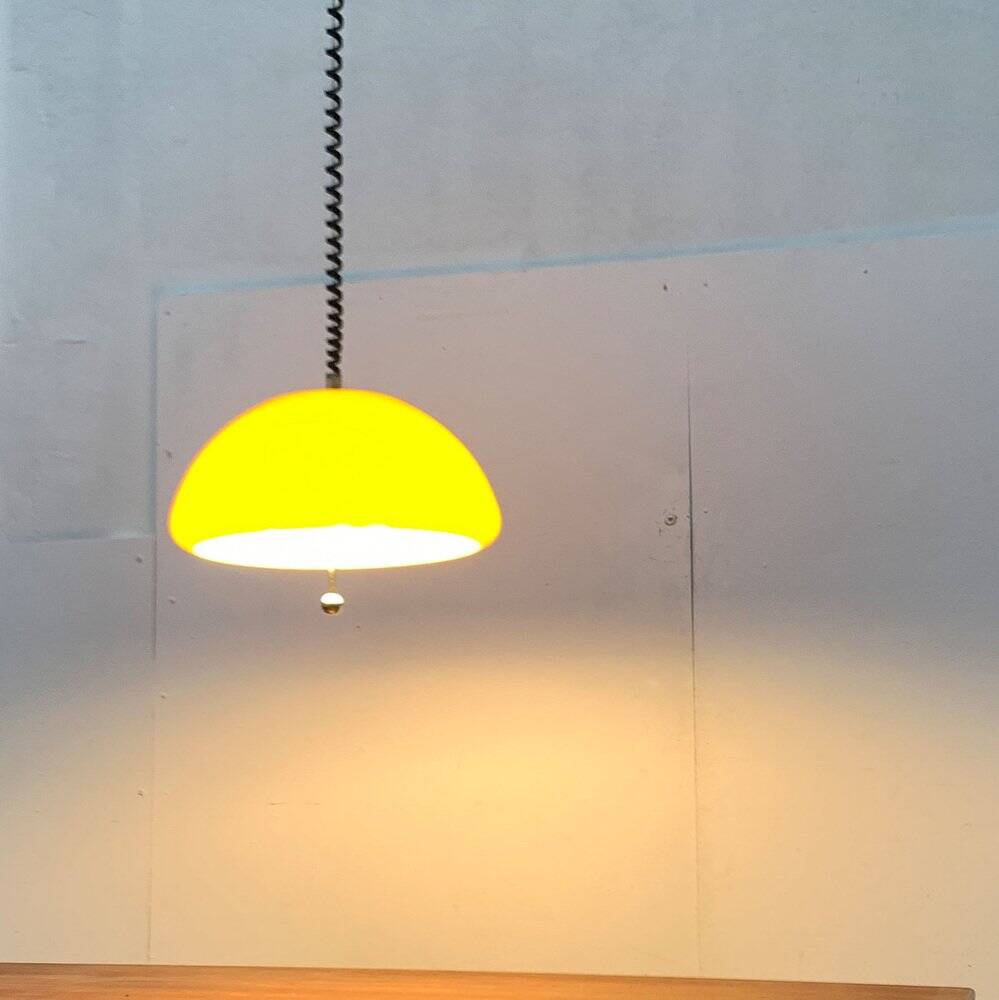 Cabras pendant lamp in Space Age style from the mid-century by Luigi Massoni for Guzzini, 1960s.