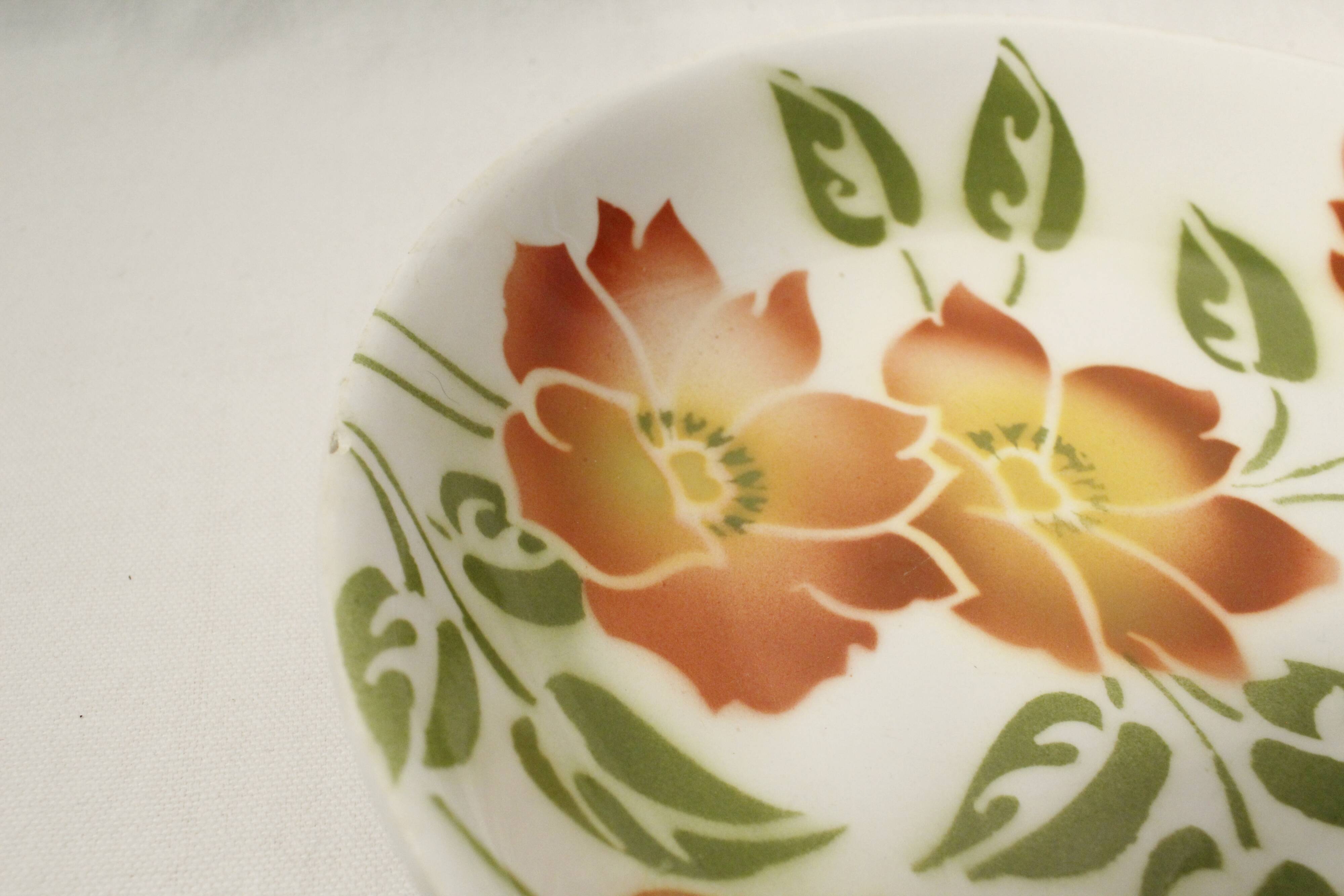 Set of 2 hollow plates Moulin des Loups - Ontario model - orange flowers