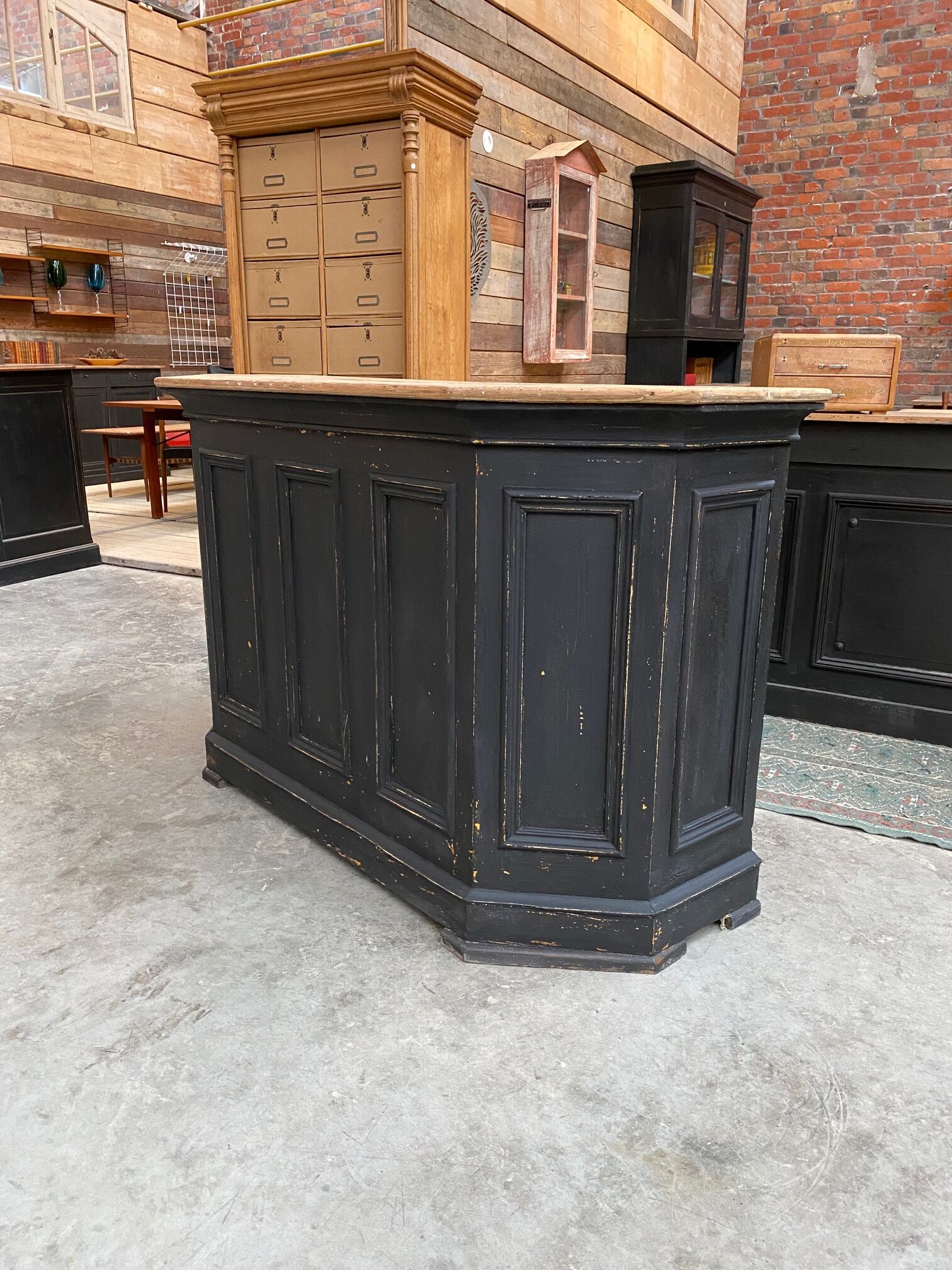 Counter / bar early XXth