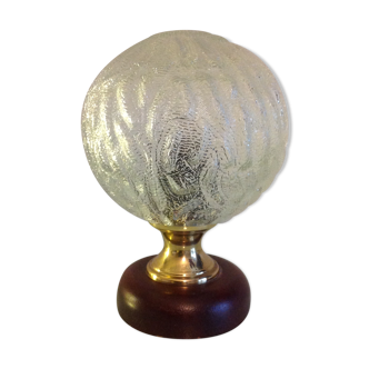 Structured glass bedside lamp and wooden foot / vintage 60s-70s